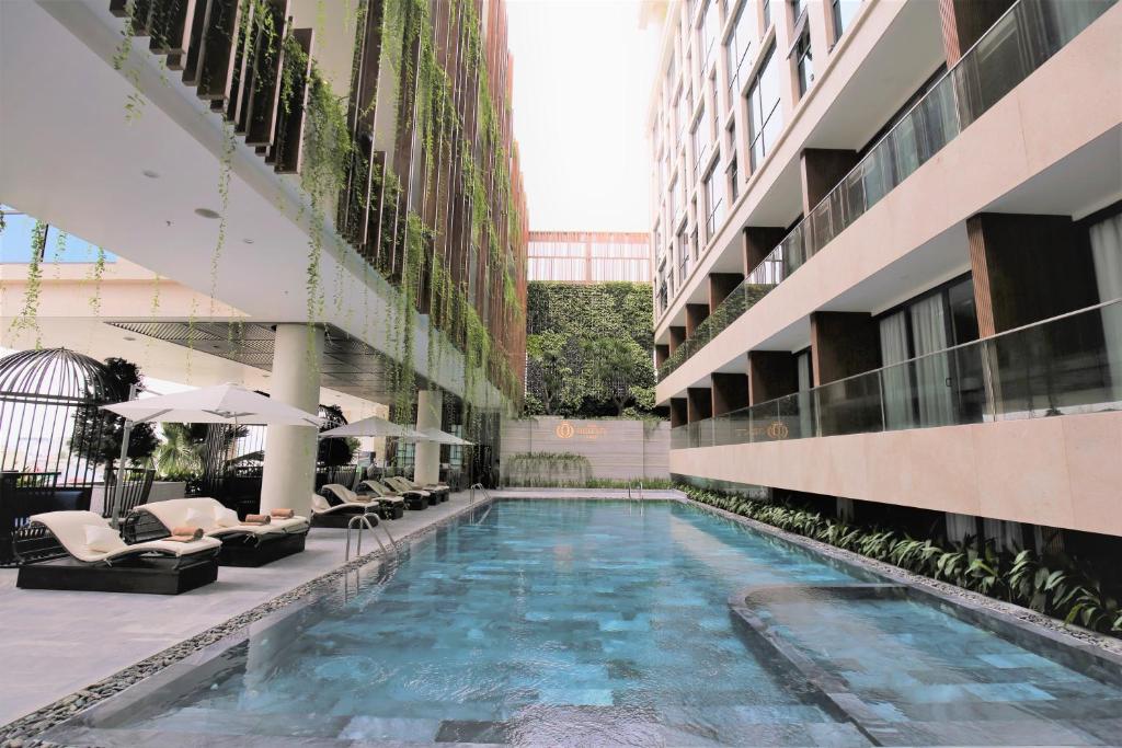 ghế hồ bơi QD-579|ghế hồ bơi cao cấp tại HCM Ghế hồ bơi mây nhựa QD-579 thiết kế đẹp, chất lượng cao do công ty tTNHH Nội thất Quang Đông sản xuất.