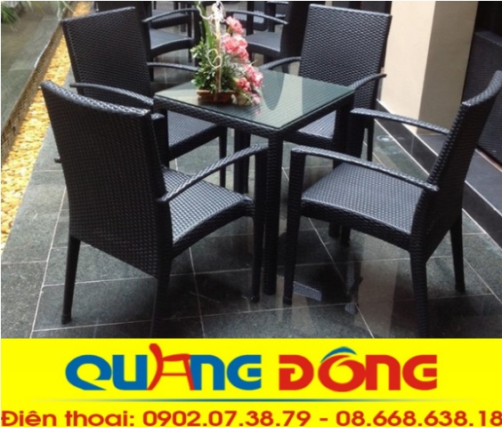 b&agrave;n ghế chuy&ecirc;n d&ugrave;ng cho c&ocirc;ng tr&iacute;nh qu&aacute;n cafe b&agrave;ng nhựa giả m&acirc;y bền đẹp