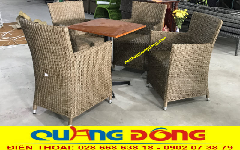 B&agrave;n ghế nhựa giả m&acirc;y QD-273, sợi nhựa giả m&acirc;y sợi tr&ograve;n cao cấp v&agrave; khung kh&ocirc;ng gỉ th&iacute;ch hợp ở kh&ocirc;ng gian ngo&agrave;i trời