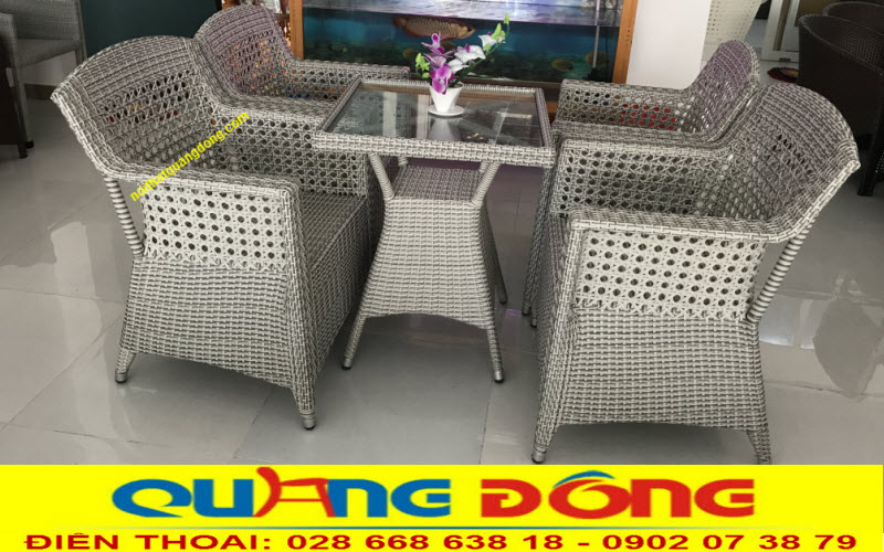 Mẫu bàn ghế cafe cao cấp bằng nhựa giả mây Bộ bàn ghế nhựa giả mây QD-303 sản phẩm thủ công mỹ nghệ truyền thống bền đẹp chịu mưa nắng chuyên dùng cho quán cafe