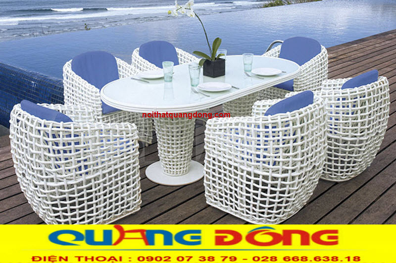Bàn ghế giả mây QD-369|khung bàn ghế có thể đặt ở môi trường sát biển. Bàn ghế giả mây QD-369 thiết giả mây tre màu trắng sang trọng.