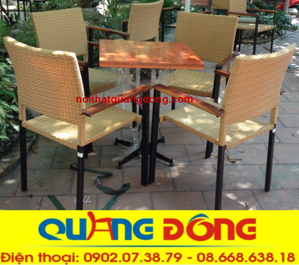 b&agrave;n ghế nhựa giả m&acirc;y của c&ocirc;ng ty nội thất quang đ&ocirc;ng sản xuất đảm bảo chất lượng gi&aacute; th&agrave;nh hợp l&yacute; bảo h&agrave;nh 12 th&aacute;ng
