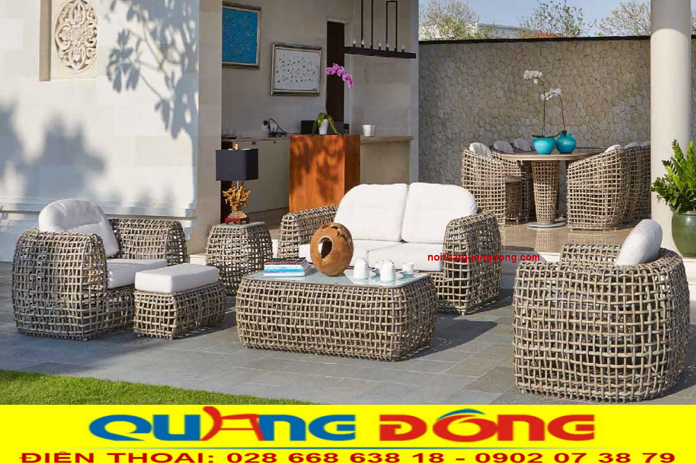 Sofa giả mây QD-650 được làm từ khung thép mã kẽm đã xữ lý phun sơn tĩnh điện bạn có thể chọn thay thế bằng khung nhôm hoặc inox, sofa thiết kế giả mây tre bền đẹp, sang trọng, màu sắc đẹp độc đáo.