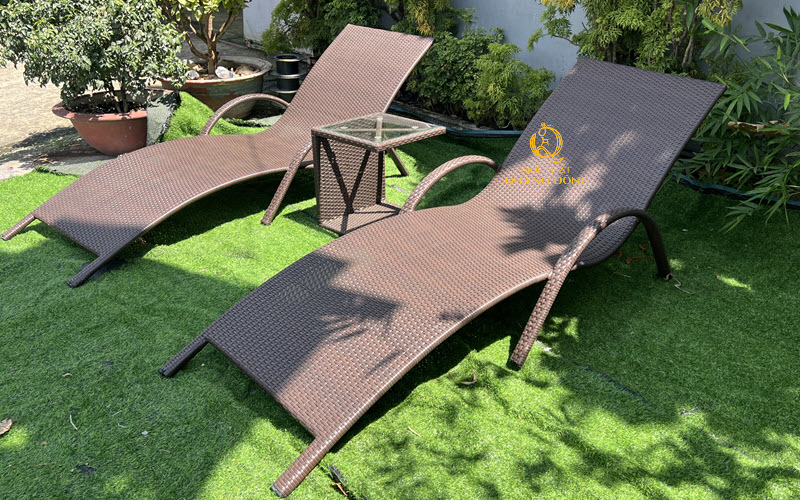 Ghế hồ bơi giả mây QD-1282 sản phẩm của Nội thất Quang Đông với chất liệu cao cấp chuyên dụng ngoài trời