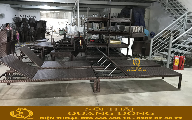 Nội thất Quang Đông xưởng sản xuất cung cấp ghế hồ bơi uy tín chất lượng