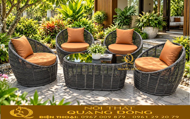 Bàn giả mây QD-2117 sử dụng mặt kính oval cường lực 8ly màu đen sang trọng Bàn oval mặt kính cường lực 8ly QD-2117