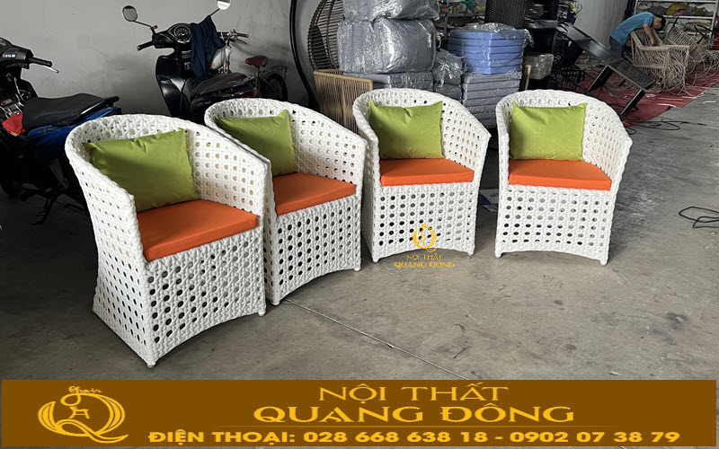 Bàn ghế giả mây được đan bằng sợi mây nhựa chính phẩm chuẩn chất lượng bền đẹp