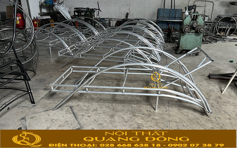 Khung sườn ghế hồ bơi bằng kim loại sơn tĩnh điện chắc chắn